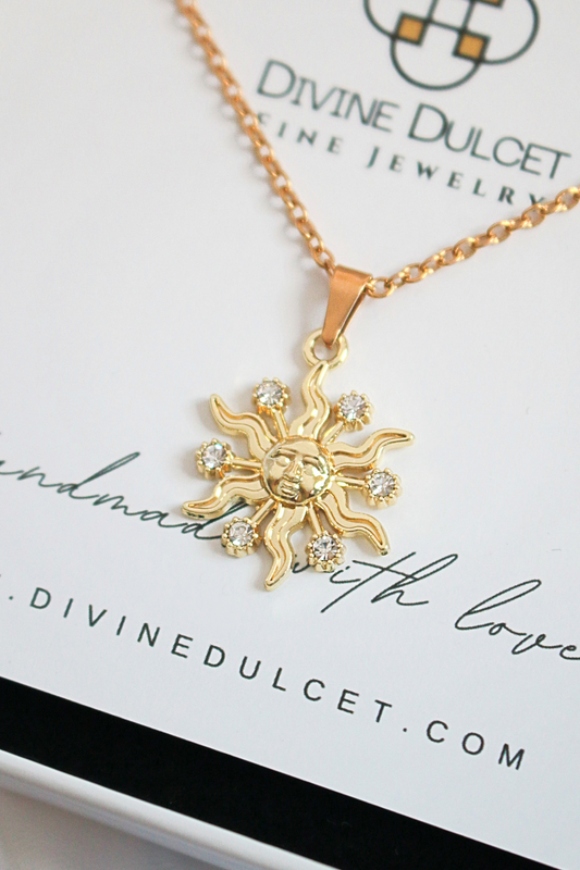 24 Karats Sun Pendant Necklace