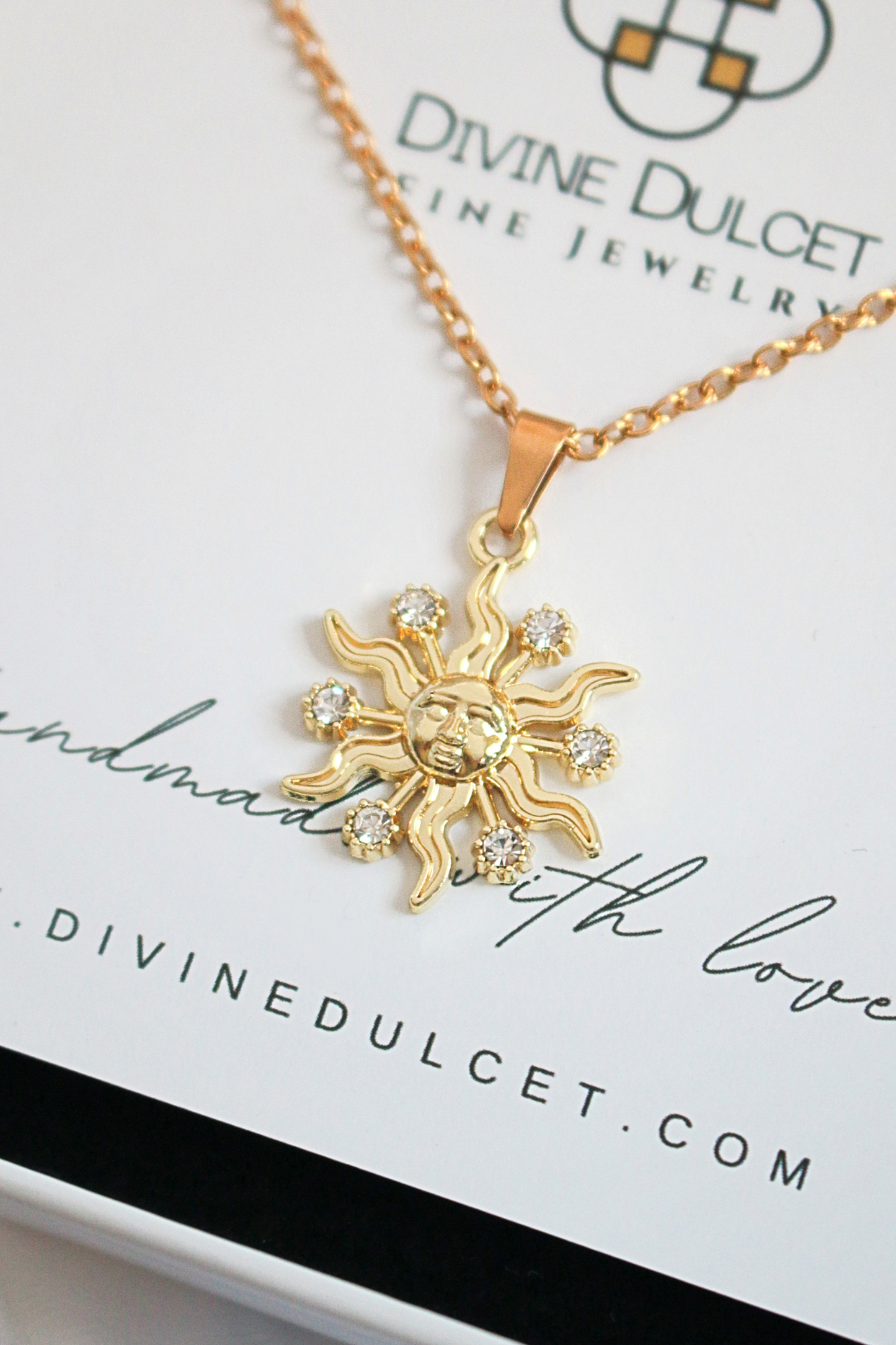 24 Karats Sun Pendant Necklace
